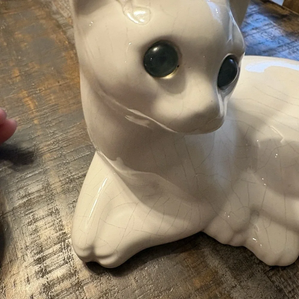 Vintage Elpa Alcobaca White Ceramic Cat With Green Glass Eyes